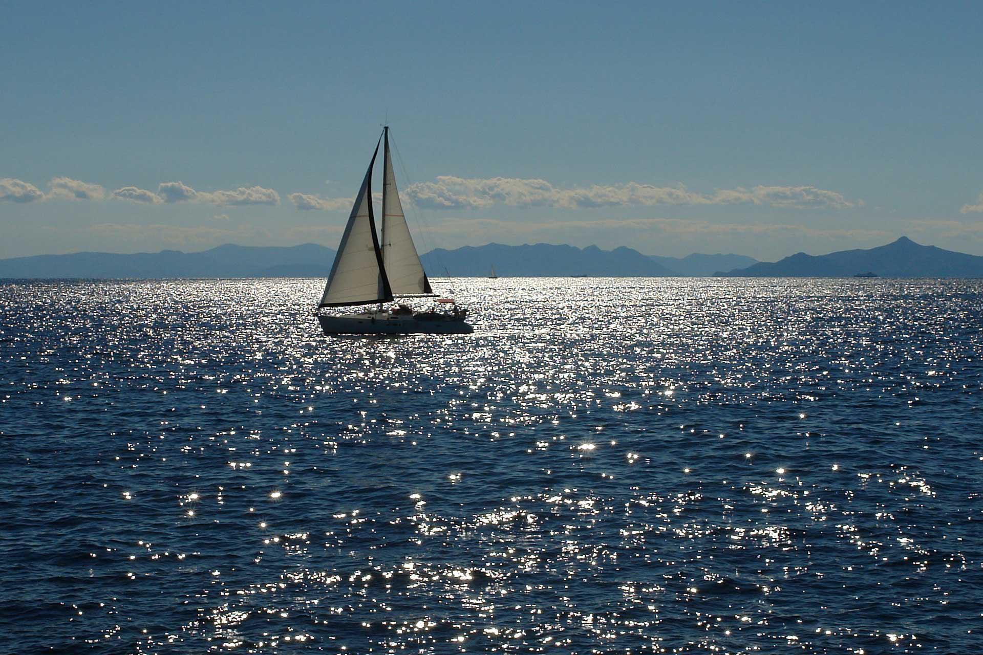 Sailing to Radozda